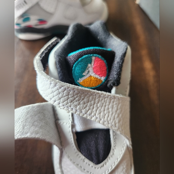 Jordan 8 Retro Beach South Beach - Picture 3 of 10